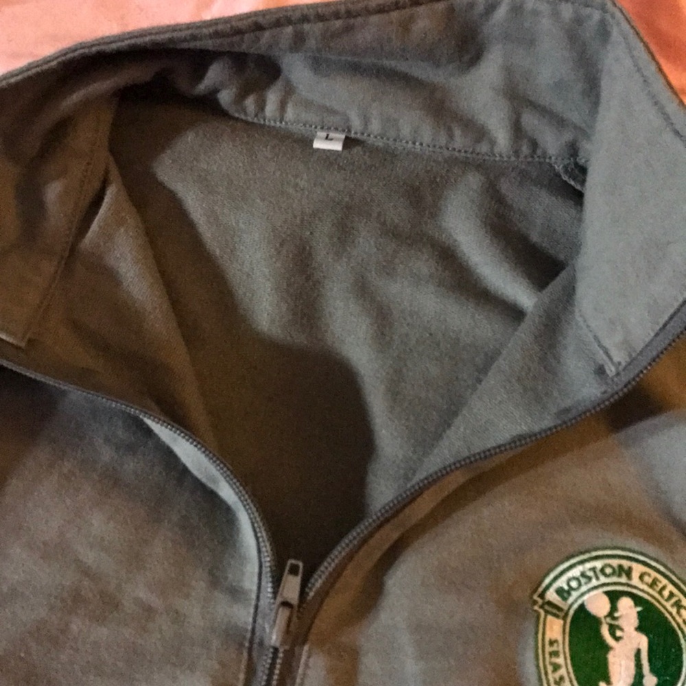 Celtics pull over - Picture 3 of 3